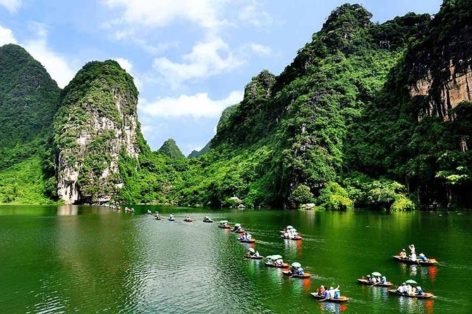 Trang An Complex - Hoa Lu - Mua cave Daily Group Tour - The Guide and Group Size: English Help and a Small-Group Pace