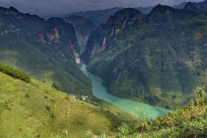 Trekking In Ha Giang 5 Days - Day 5 Yen Minh Morning: Slow Time Before the Hanoi Return