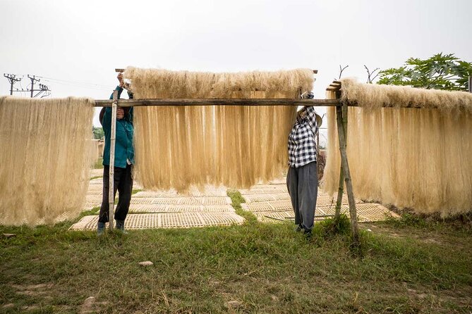 Ultimate Hanoi Photography Tour - Cu Da village by private car: vermicelli craft for close-up storytelling