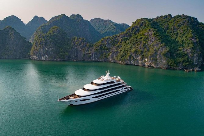 Ultra luxury style-3D/2N amazing activities Halong-Lan Ha- Cat Ba - Viet Hai Village: Jungle Biking with a Backup Option