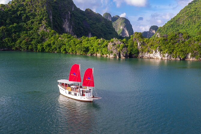 Unique Halong Private Day Cruise - Fishing Village, Kayak - Tien Ong Cave: stalagmites, limestone time, and quick “wow” factor