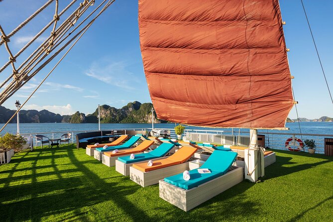 Verdure Lotus Classic Cruise in Halong Bay & Lan Ha Bay (2D1N) - Day 2 at dawn: Tai Chi, light breakfast, and sunrise views