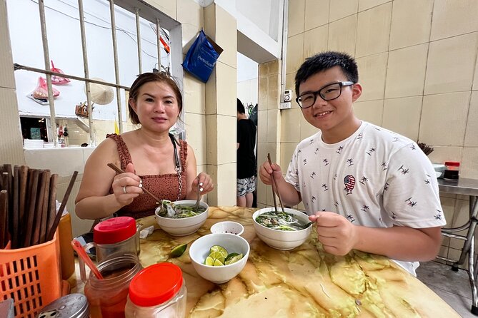Vespa Tour HANOI BACK STREETS: FOOD+LOCAL LIFE+CULTURE & FUN - Long Bien Bridge to Banana Island: the walk that connects history and today