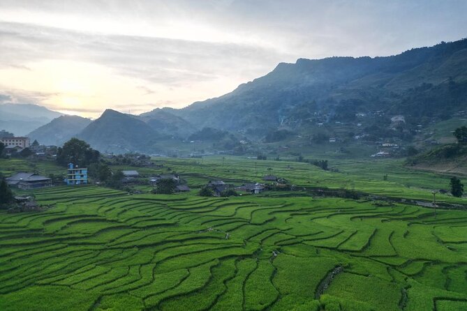 Viet Nam Package Tours - Adventure Indochina Travel - Day 2 and Day 3: Ha Long Bay cruising, plus Luon Cave time