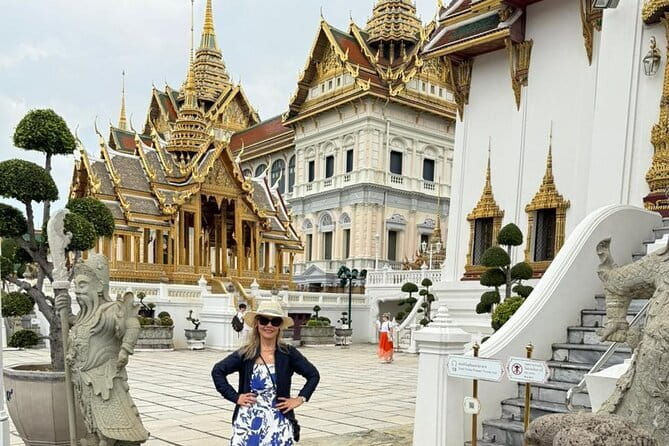 Vietnam Cambodia and Thailand Group - Halong Bay Cruise: Limestone Islands, Sunrise Photos, and Tai Chi on Deck
