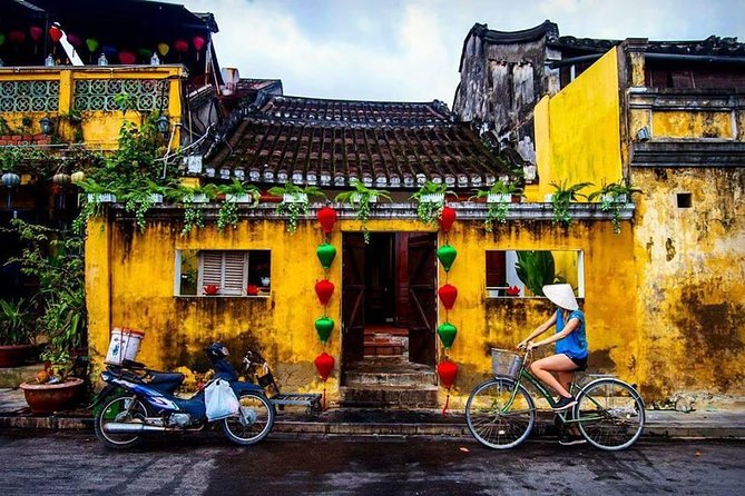 Vietnam Express Southbound 10 days - Entering Vietnam: Hanoi’s half-day intro that sets you up