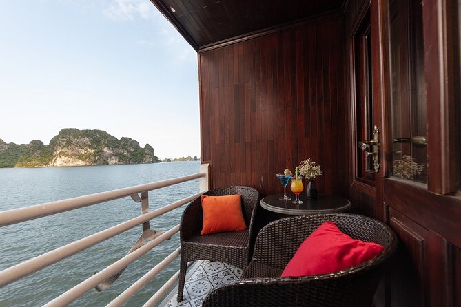 Vietnam Package Tours - Lan Ha Bay alternative: Ba Trai Dao kayaking and Ao Ech time