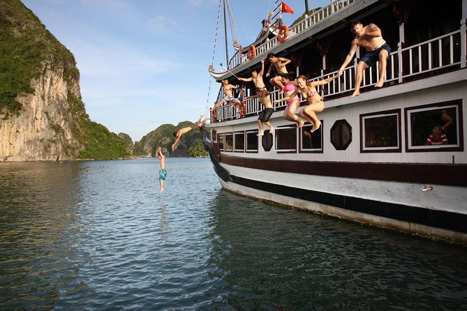 Vietnam tour: north packages tour 5 days 4 nights - Day 2 Hanoi city tour: what you see and what it feels like