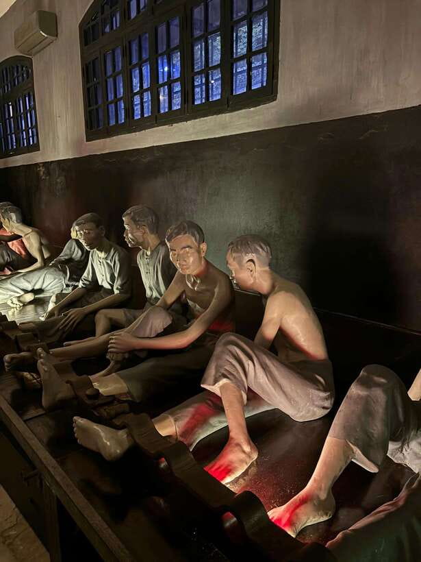 Vietnam War History Tour Through Hoa Lo Prison and Museums - Should you book this Vietnam War History tour through Hoa Lo Prison?