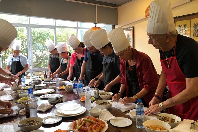 Vietnamese Food Cooking Class in Hanoi with Market Experience - Choose Your Menu at Hoang’s Cooking Class (Hang Buom Street)