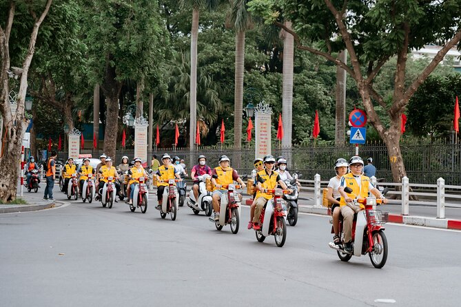 Vintage Motorbike Tour | Historic City Tour with Lunch Included - Stop 6: B-52 Victory Museum and War Relics You Can See Up Close