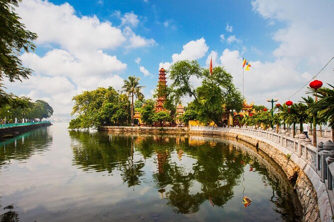 West Lake Journey by E-Bike - Key highlights I’d focus on
